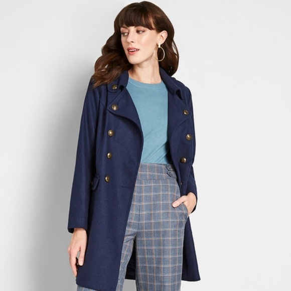 Modcloth Charter School Pullover in Light Blue - Picture 3 of 16